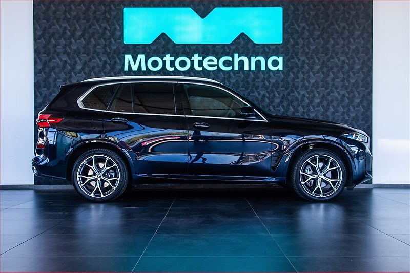 BMW X5 (2024) xDrive30d - fotka 6 z 20