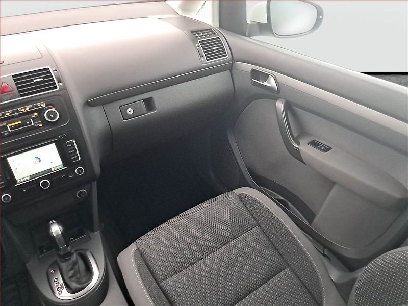 Volkswagen Touran (2011) 1.4 TSI CNG, Automat, Tempomat - fotka 8 z 19