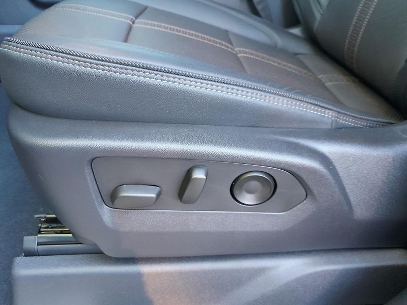 Chevrolet Silverado (2025) 6,2 V8 LPG  High Country  - fotka 33 z 52