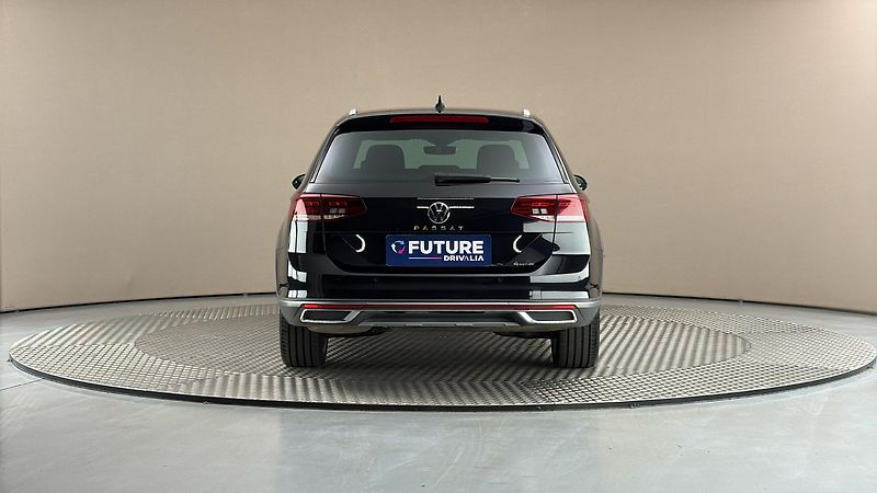 Volkswagen Passat 2.0 TDI DSG 4MOTION Alltrack - fotka 5 z 31