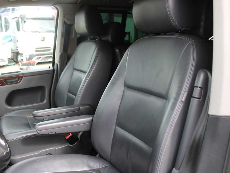 Volkswagen Multivan 7 MÍSTNÉ, NAVIGACE, PANO, KOŽE - fotka 8 z 18