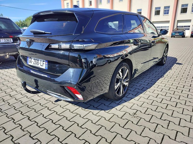 Peugeot 308 SW 130 S&S ALLURE, tažné zař. - fotka 7 z 28