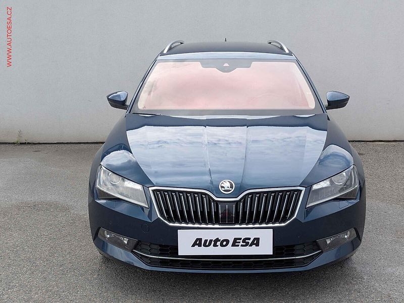 Škoda Superb (2019) 1.6 TDi, Style, DSG, bixen - fotka 2 z 15