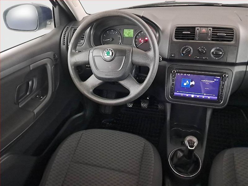 Škoda Fabia (2012) 1.2 12V, po STK, jezdí výborně - fotka 7 z 14