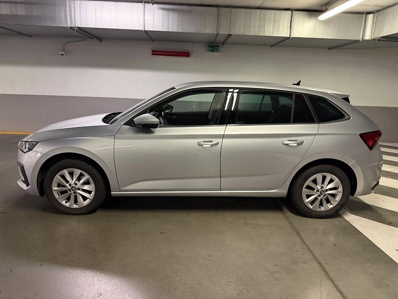Škoda Scala (2025) 1.0TSi 85 Top Selection - fotka 2 z 16
