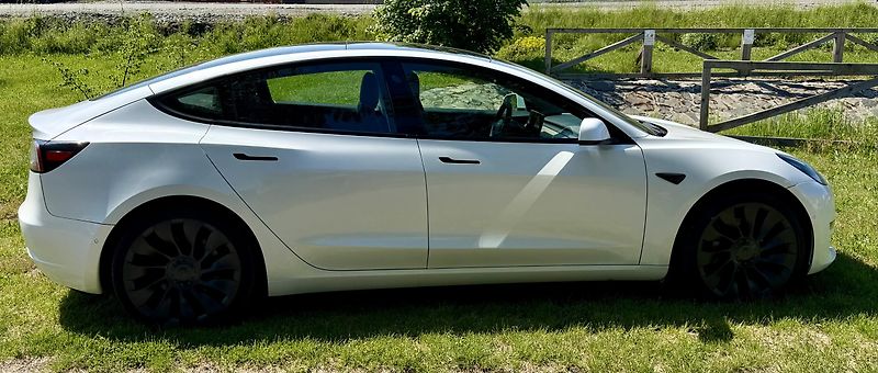 Tesla Model 3 (2021) Dual Long Range Baterie 90,2% - fotka 5 z 19