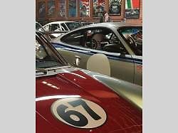 Magnus Walker a jeho Porsche 911 