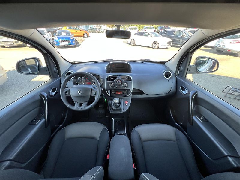 Renault Kangoo 1.5dCi 1.MAJ ČR DPH - fotka 13 z 40