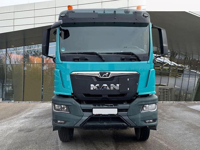 MAN TGS (2022) 35.470 8X6 BORDMATIK EURO 6 - fotka 2 z 20