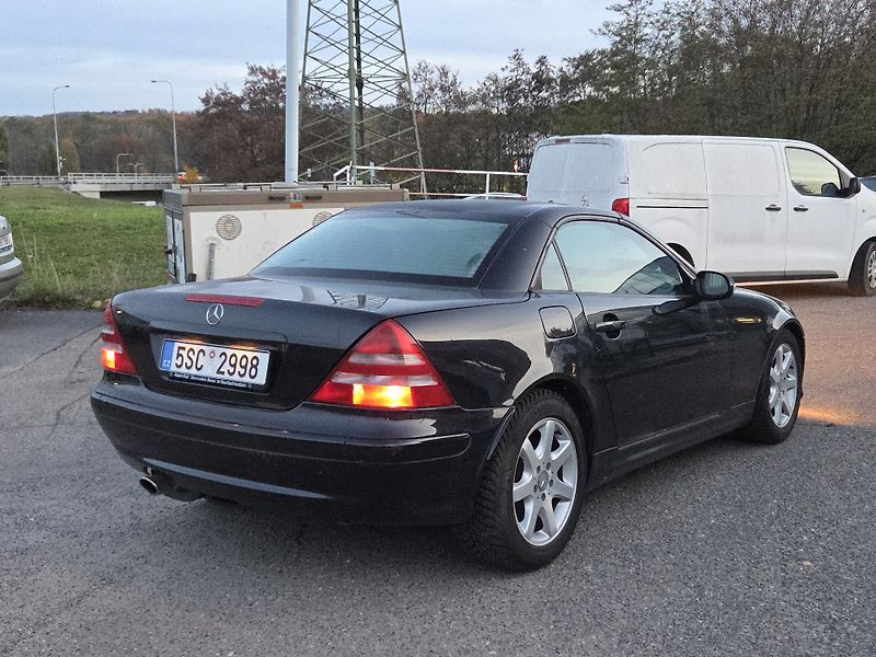 Mercedes-Benz SLK na splátky všem od 10%akontace - fotka 4 z 8