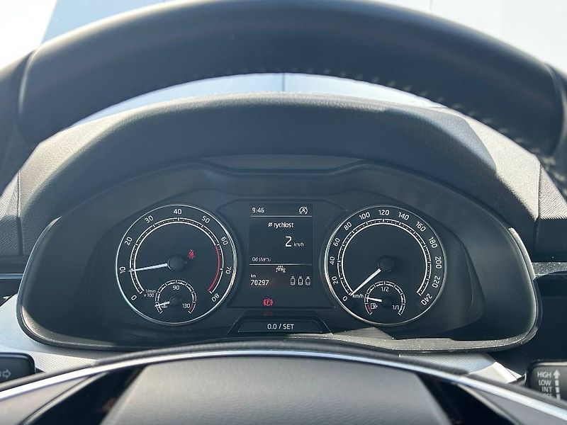 Škoda Scala Ambition 6MP 1,0TSI - fotka 12 z 22