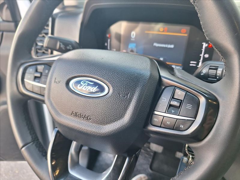 Ford Ranger 2,0 EcoBlue  XLT Double Cab - fotka 10 z 14