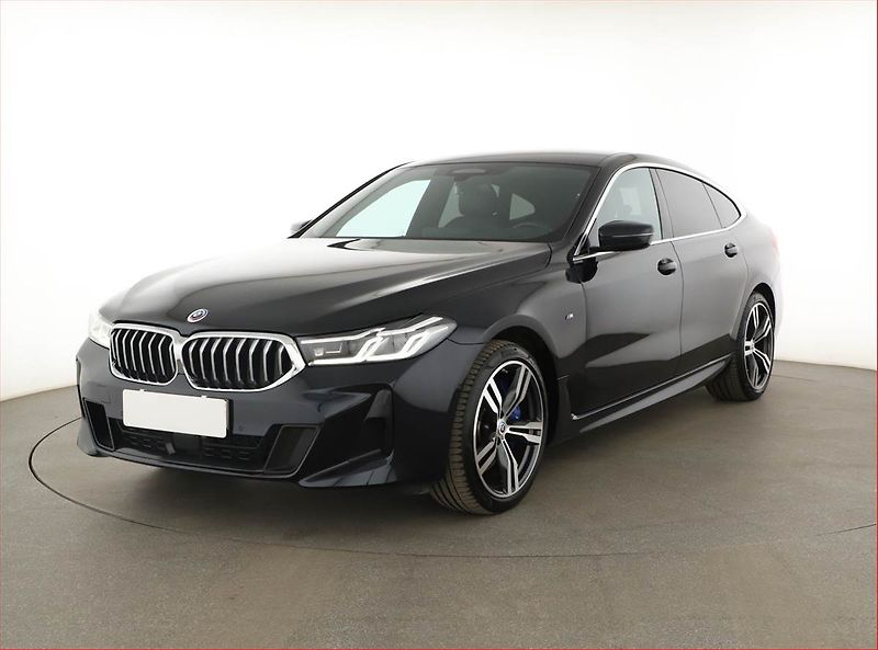 BMW Řada 6 (2022) 640i xDrive GT - fotka 2 z 20