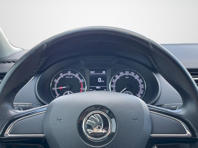 Škoda Octavia (2019) 1.5 TSI 110kW Ambition Plus co - fotka 9 z 30