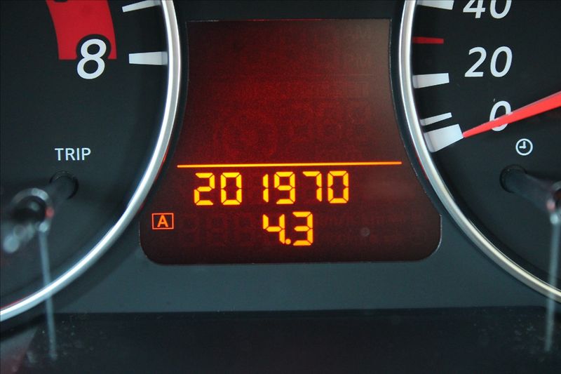 Nissan Note 1,6 i  ČR,1.MAJ,SERVIS - fotka 9 z 31