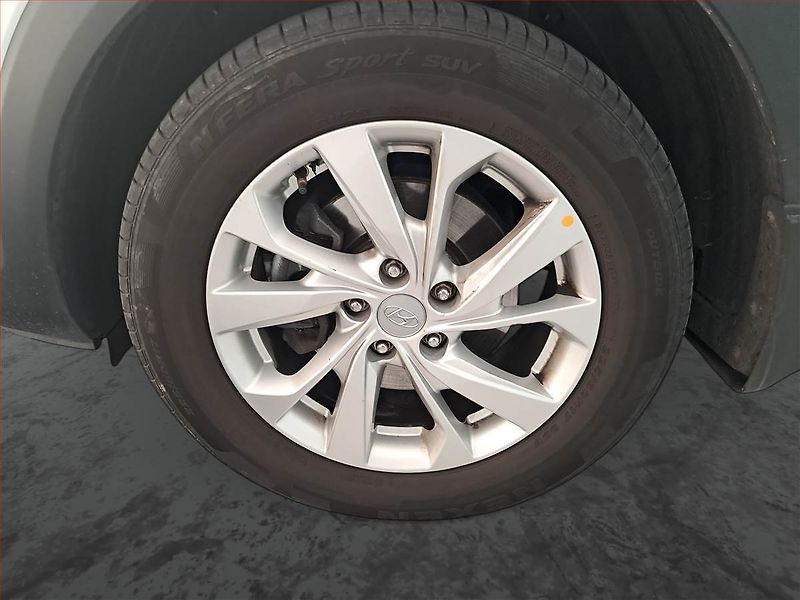 Hyundai Tucson (2020) 1.6 CRDi, 4X4, Tempomat - fotka 14 z 16