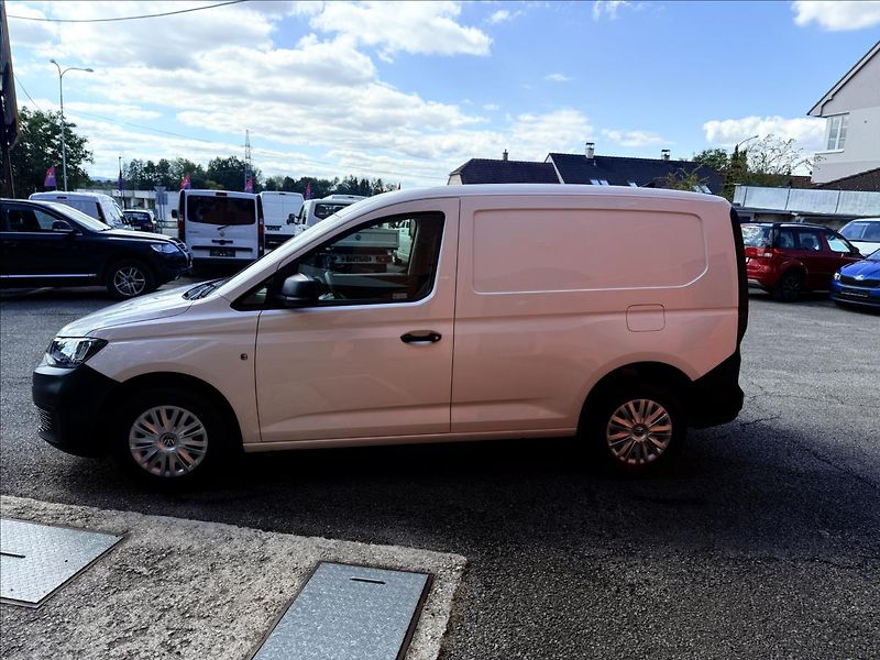 Volkswagen Caddy 2,0 TDi - fotka 8 z 25