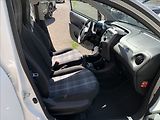 Peugeot 108 1,0 i ČR,KLIMATIZACE,CEBIA - náhled 13
