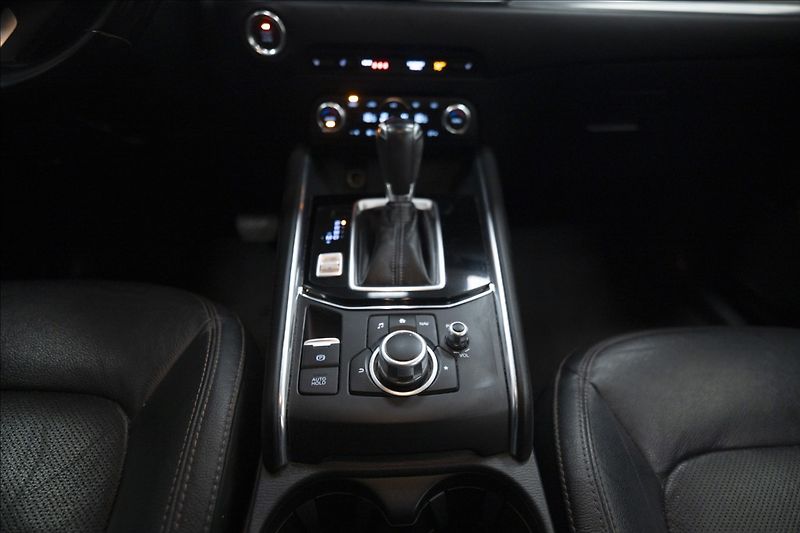 Mazda CX-5 2,5 SKYACTIV AWD AT NAVI TAŽNÉ - fotka 18 z 45