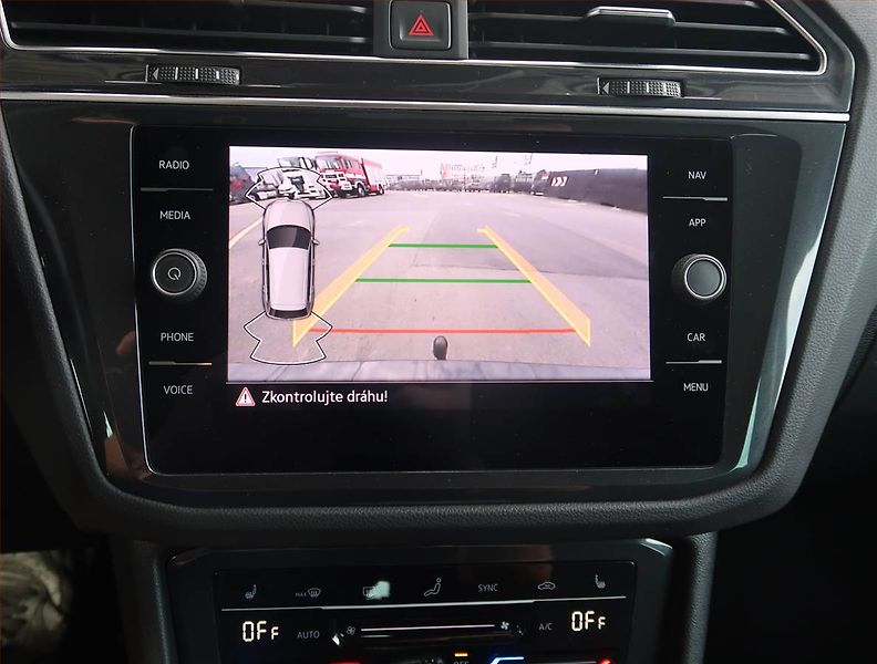 Volkswagen Tiguan (2022) Life 2.0 TDI - fotka 21 z 23