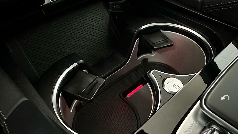 Mercedes-Benz GLS 63 AMG / TOP VÝBAVA - fotka 43 z 68