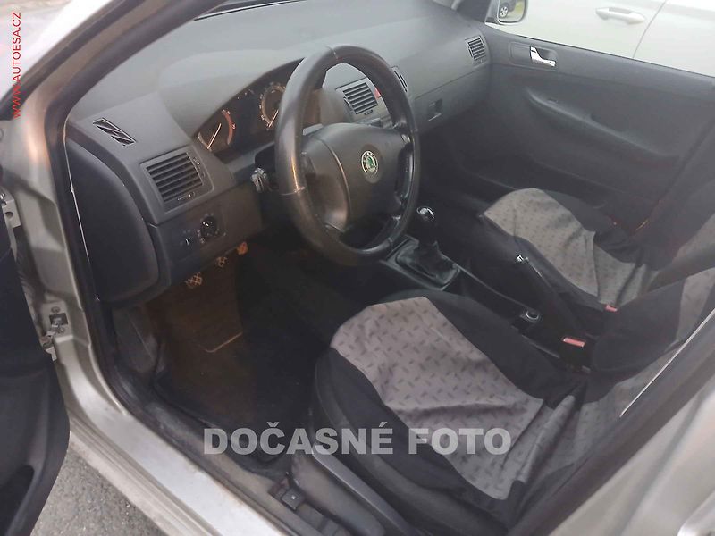 Škoda Fabia (2004) 1.2HTP, ČR, Elegance - fotka 3 z 3