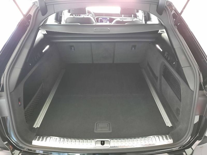 Audi A6 (2021) Avant 50 TDI quattro (210kW/28 - fotka 27 z 33