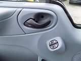 Ford Transit 2,2 TDCI SWB TREND AC 9 MÍST - náhled 34
