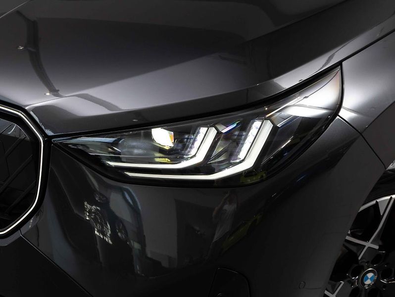 BMW X3 30e xDrive - fotka 8 z 23