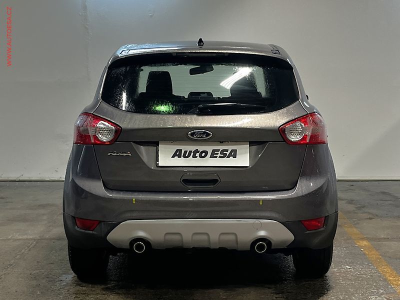Ford Kuga (2012) 2.0 TDCi, Champions, +kola - fotka 5 z 17