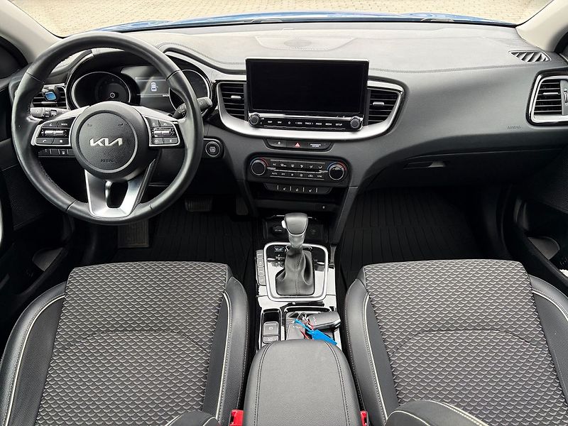 Kia Ceed - fotka 8 z 9