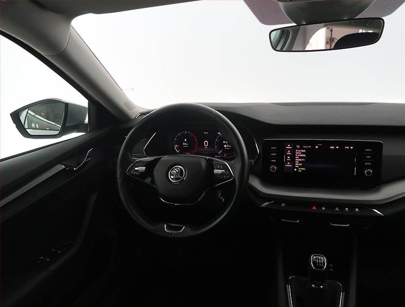 Škoda Octavia (2022) Ambition 2.0 TDI, ČR,1.maj - fotka 7 z 20