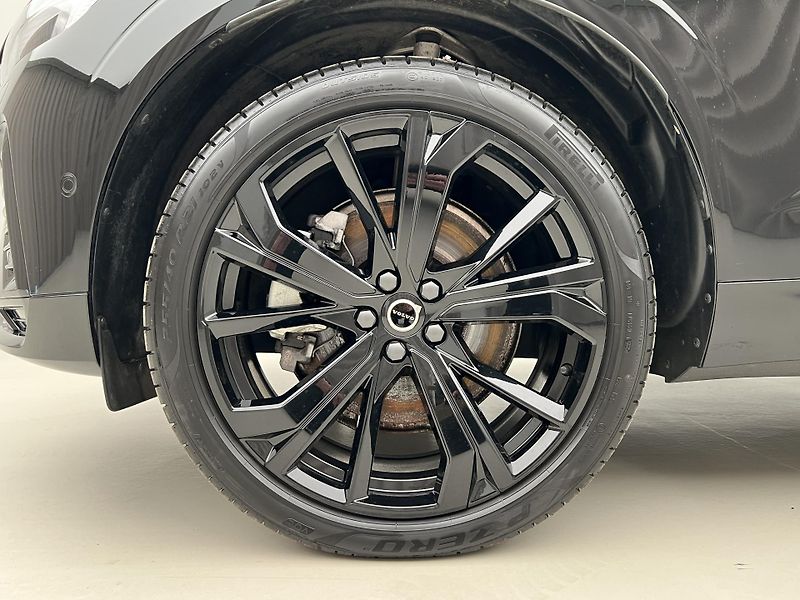Volvo XC60 T6 AWD BLACK EDITION RESKIN - fotka 15 z 50