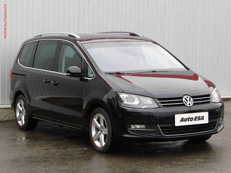 Volkswagen Sharan (2011) 2.0 TDi, Highline, DSG - fotografie inzerátu