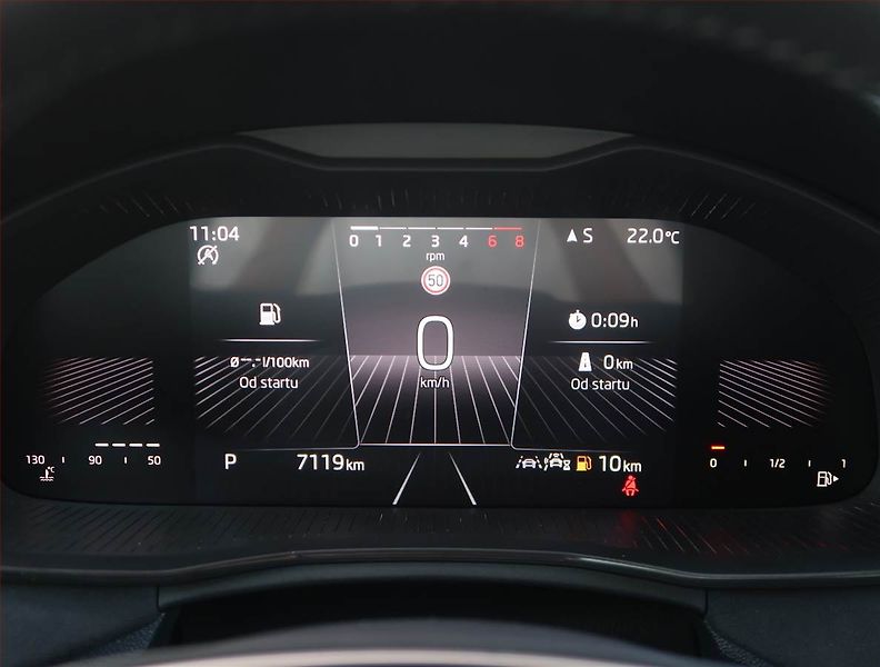 Škoda Kamiq (2025) 1.0 TSI, Drive - fotka 11 z 21