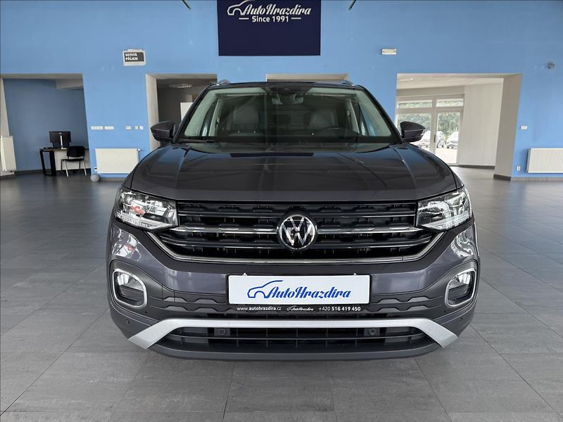 Volkswagen T-Cross 1,5   TSI 110kW,DSG,STYLE,1.MA - fotka 2 z 26