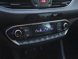 Hyundai i30 (2019) 1.6 CRDi, Tempomat - náhled 15