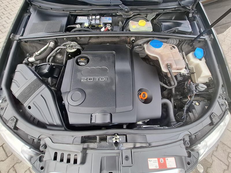 Audi A4 (2005) 2,0 TDI - fotka 9 z 13