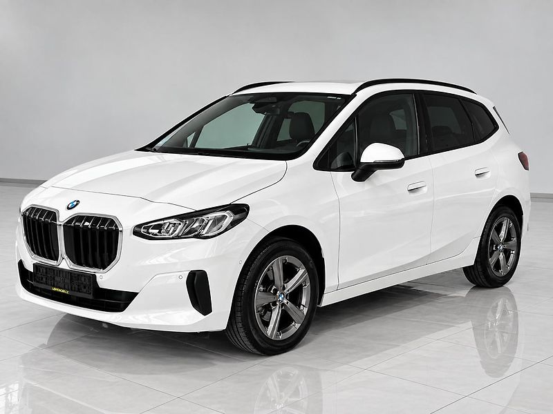 BMW Řada 2 (2023) - fotka 4 z 22