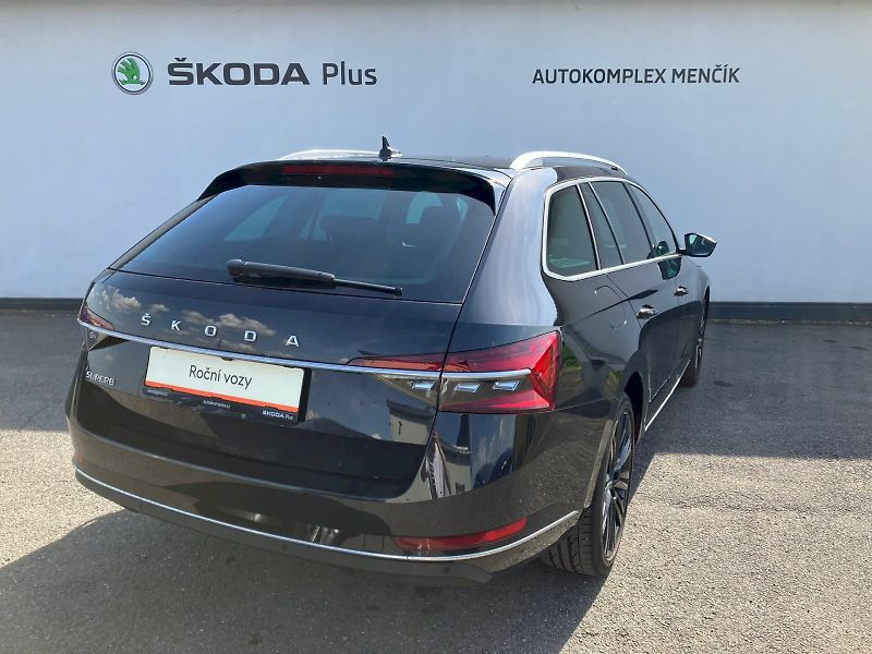 Škoda Superb (2024) 2.0 TDI / 110 kW DSG Style Plu - fotka 2 z 30