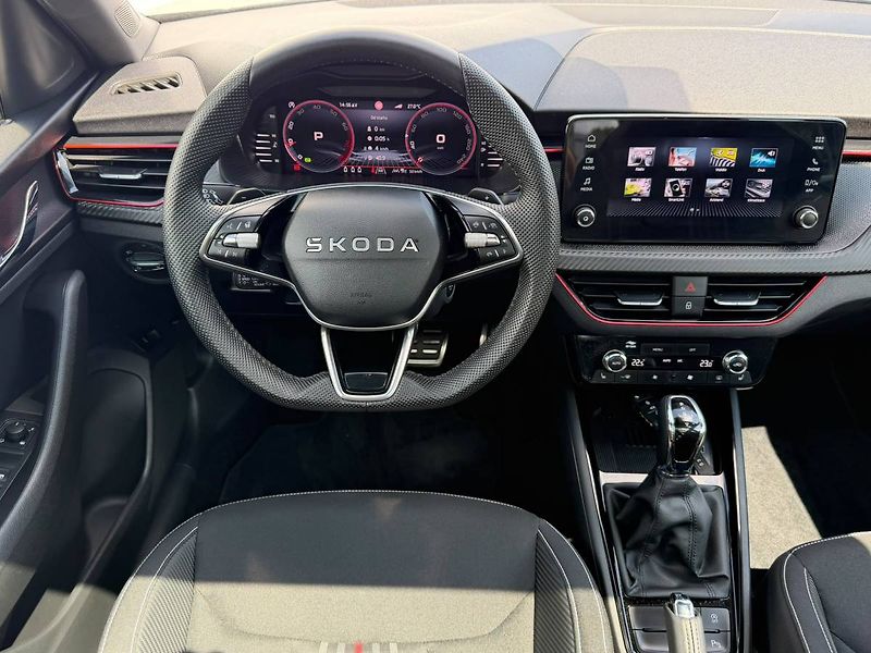 Škoda Kamiq Monte Carlo 1,5 TSI 110 kW 7° - fotka 12 z 38