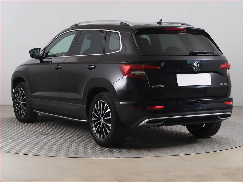 Škoda Karoq (2019) Style 1.5 TSI - fotka 4 z 19