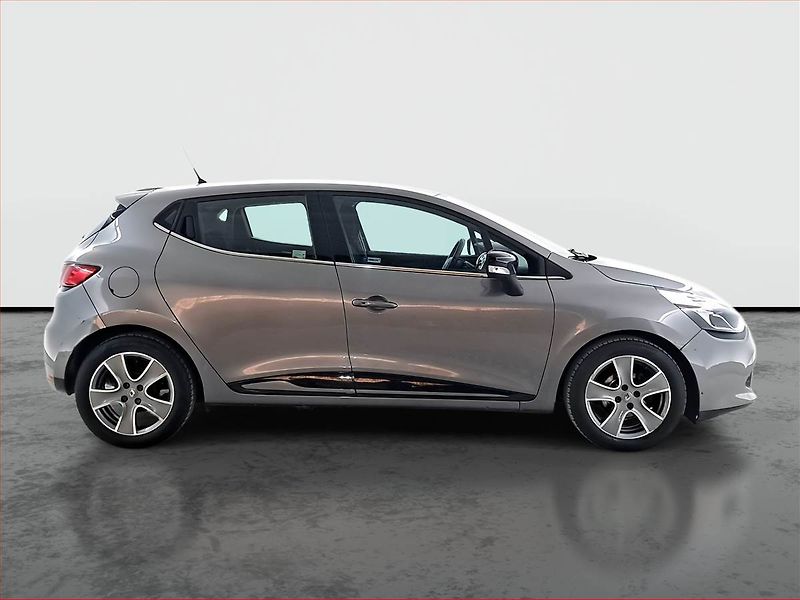 Renault Clio (2015) 1.2 16V, Navi, Tempomat - fotka 6 z 18