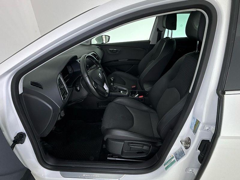 Seat Leon Xcellence - fotka 7 z 29