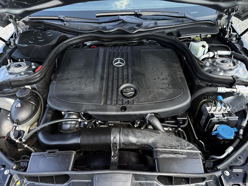 Mercedes-Benz Třídy E E 200 CDI Avantgarde REZERVACE - fotka 6 z 35