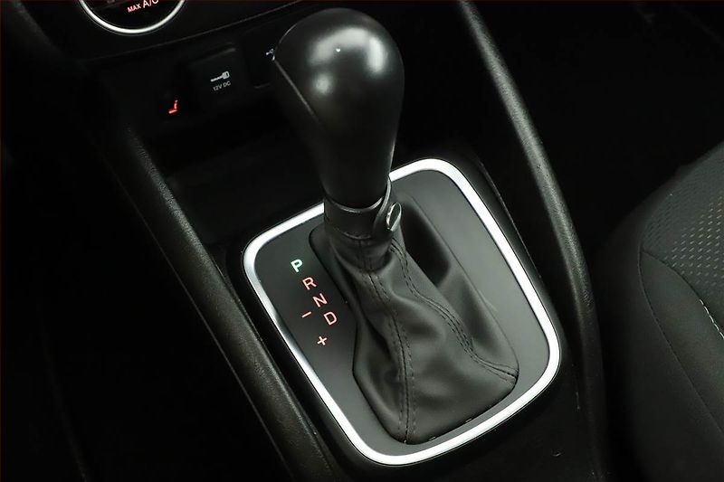 Fiat Tipo (2019) 1.6 MultiJet, Automat - fotka 12 z 20