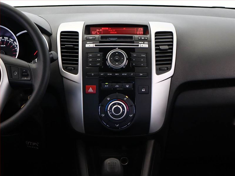 Kia Venga (2014) 1.4 CVVT - fotka 10 z 12