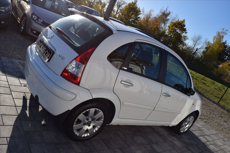 Citroën C3 1,4 i 65KW NÍZKÉ KM KLIMA ALU - fotka 5 z 39