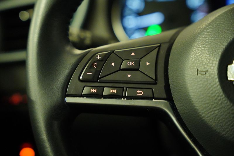 Nissan Qashqai - fotka 14 z 24