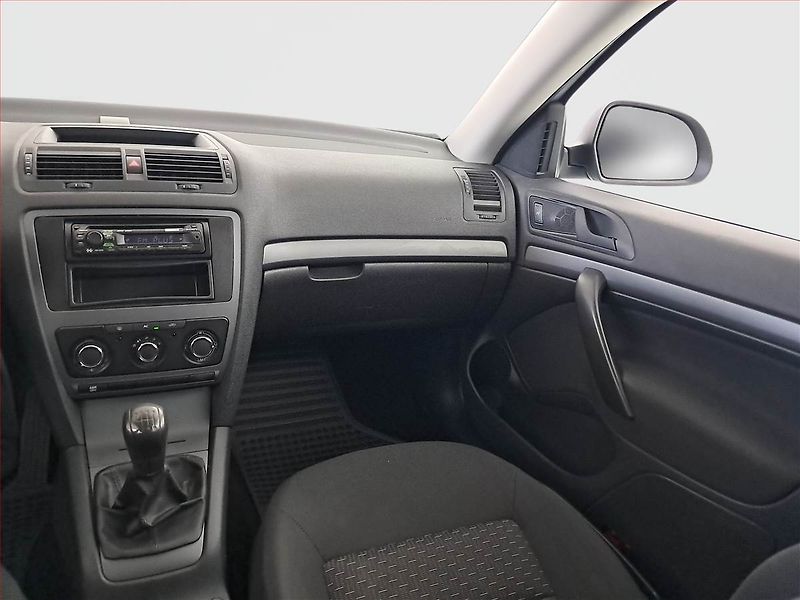 Škoda Octavia (2010) 1.2 TSI, ČR,1.maj, Serv.kniha - fotka 8 z 14